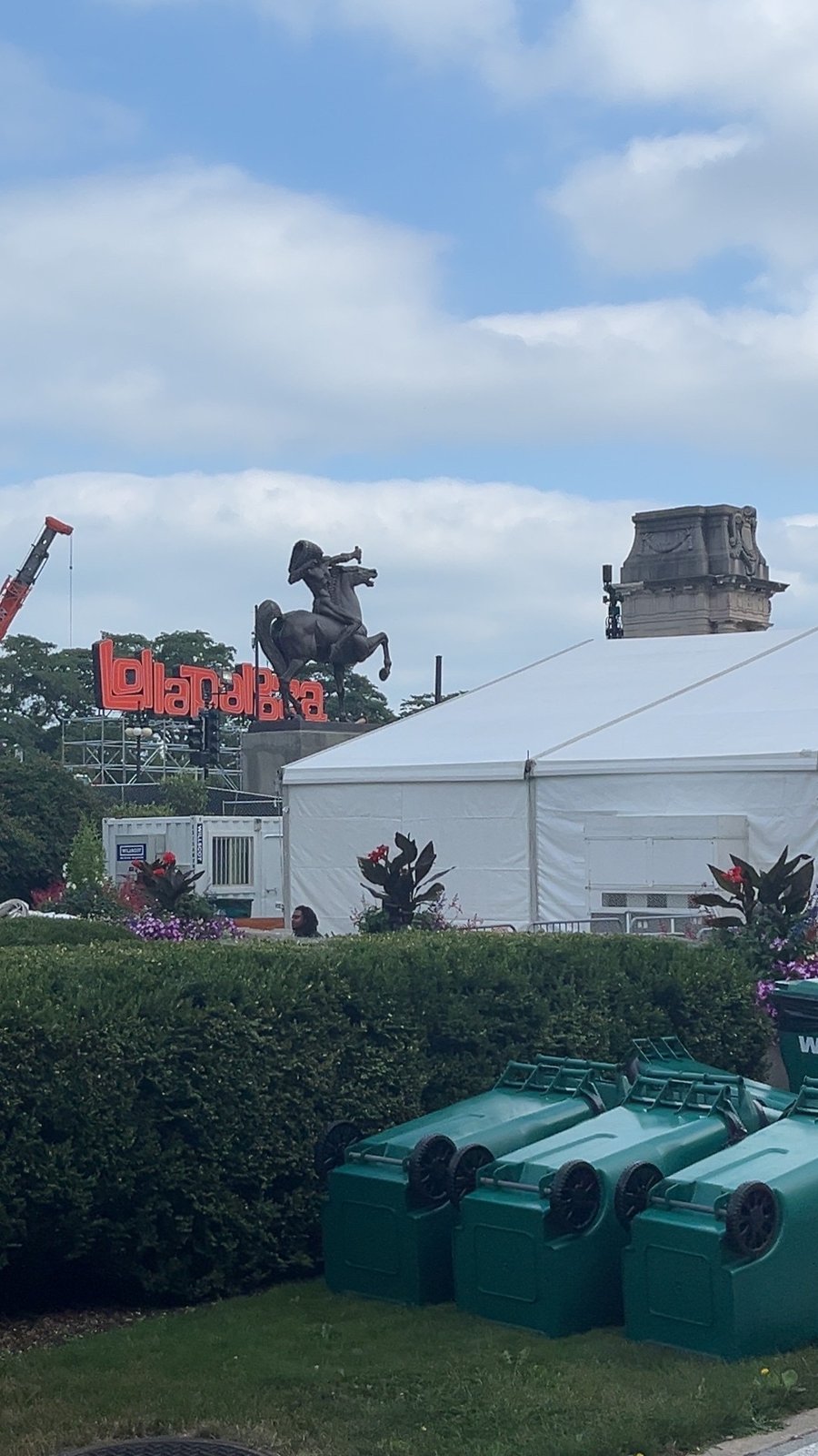Lollapalooza sign and equestrian sculpture in Chicago